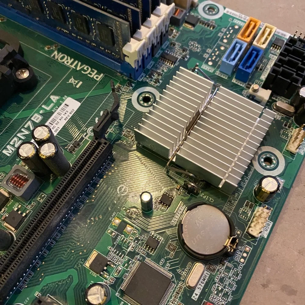 HP-503098-001 pegatron M2N78-LA AMD ams x4 motherboard computer desktop pc